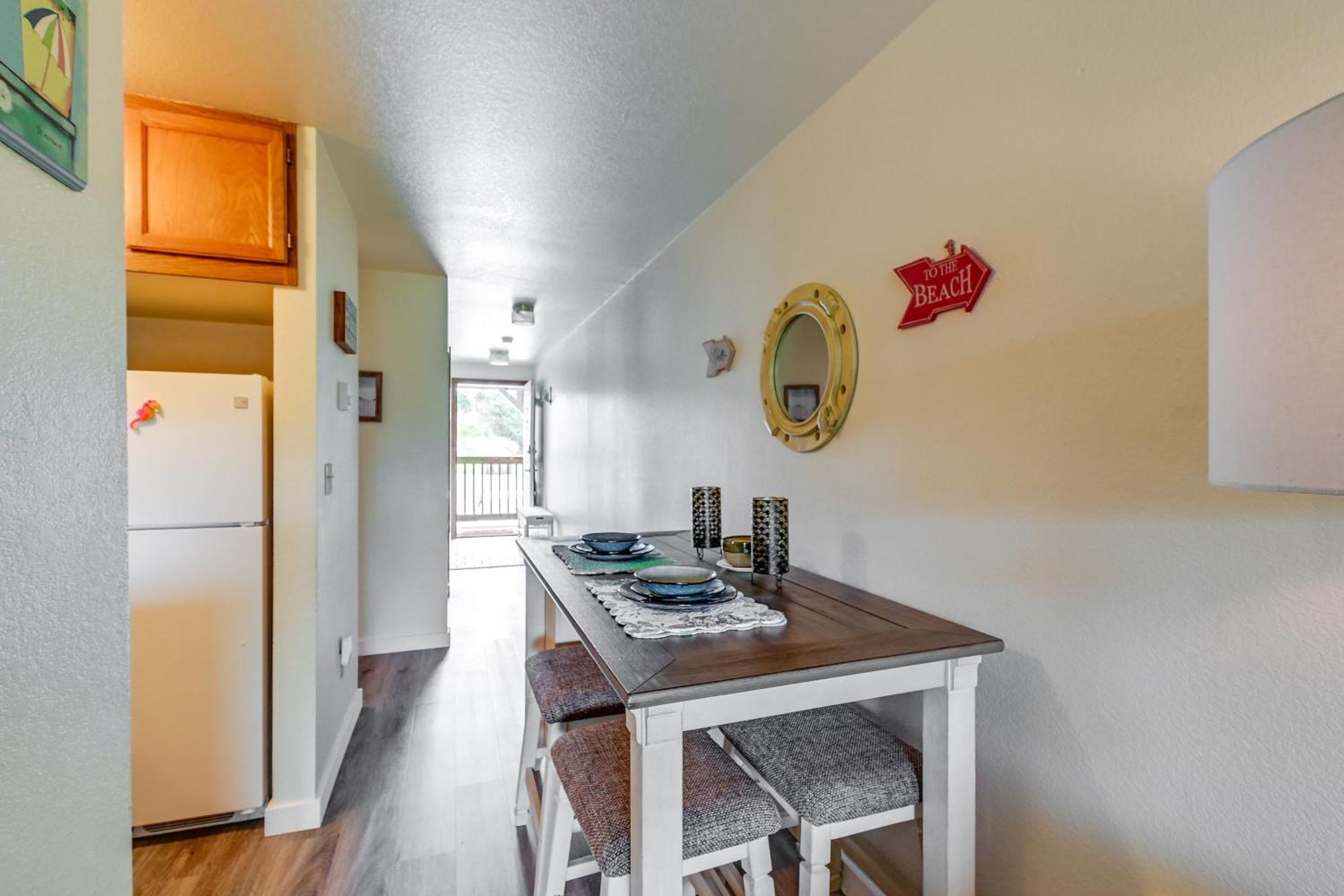 Ocean Shores Condo With Balcony Less Than 1 Mi To Beach! 외부 사진