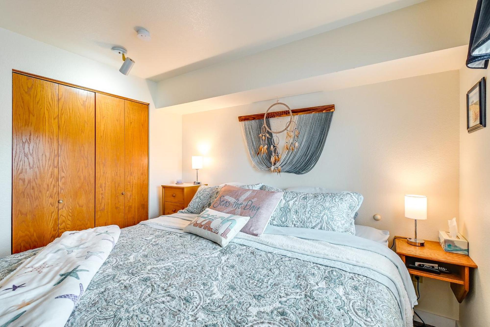 Ocean Shores Condo With Balcony Less Than 1 Mi To Beach! 외부 사진