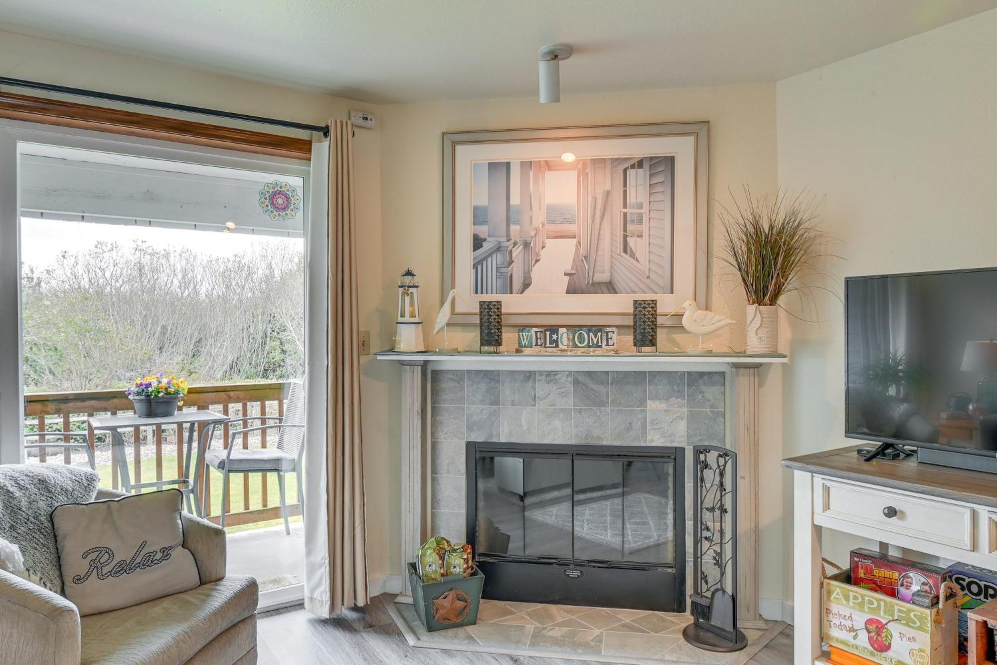 Ocean Shores Condo With Balcony Less Than 1 Mi To Beach! 외부 사진